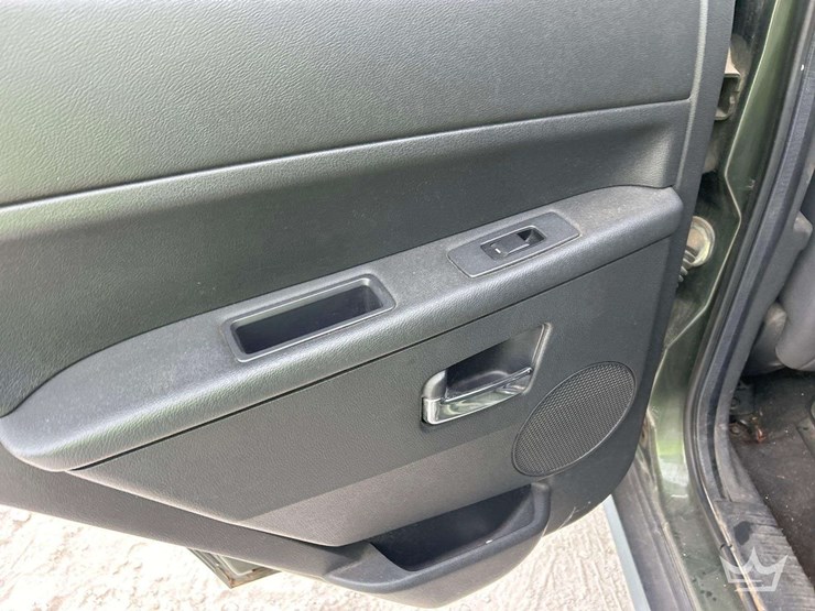 2009-jeep-grand-cherokee-4wd-suv-image-22