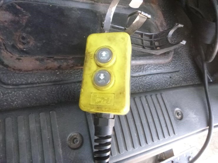 2014-international-durastar-4300-image-6