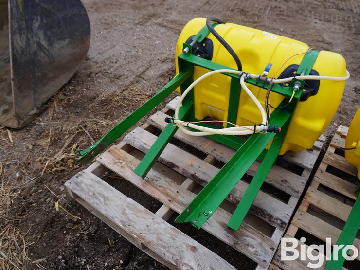 12-volt-preservative-applicator-image-1