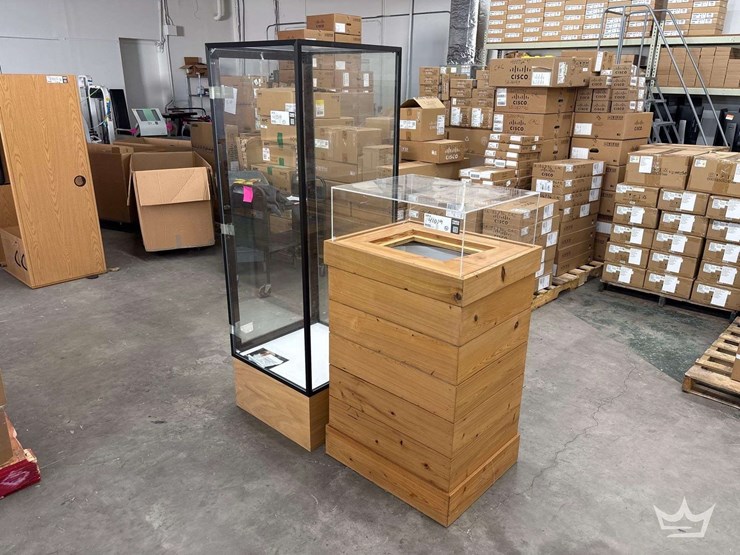 two-display-cabinets-image-1