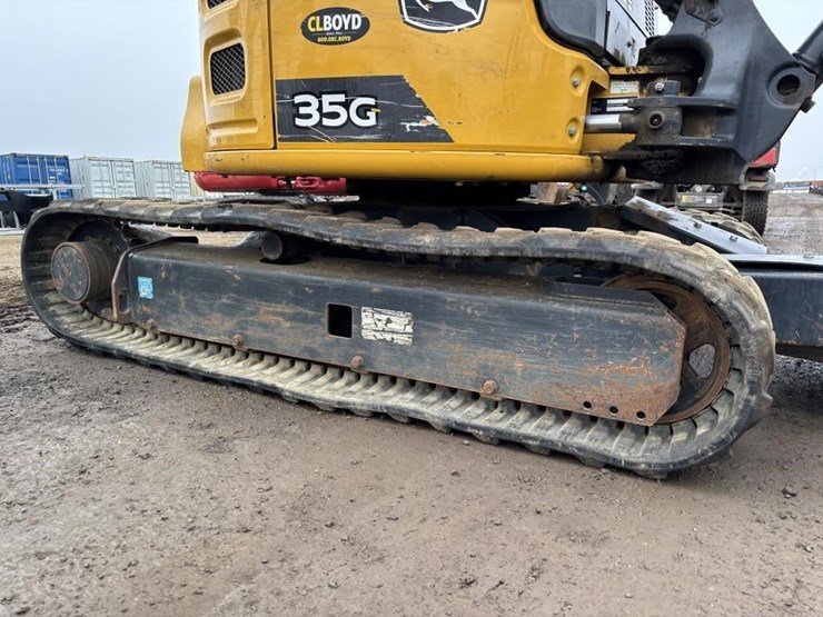 2022-deere-35g-image-25