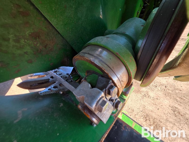 john-deere-635f-image-17