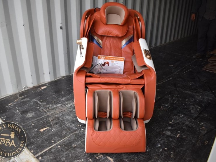 tpm-tpm-tp-z69full-body-massage-chair,-orange-&-white,-usb-port-image-2