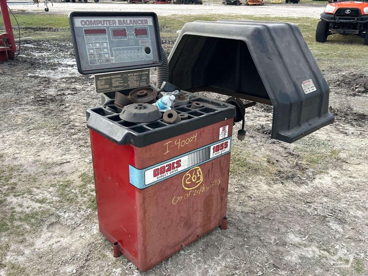 coats-1055-direct-drive-wheel-balancer-machine-image-1