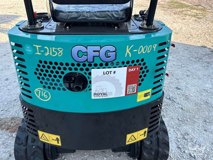 unused-2025-cfg-industrial-qh12r-mini-excavator-image-19