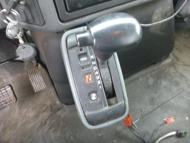 2004-international-durastar-4300-image-14