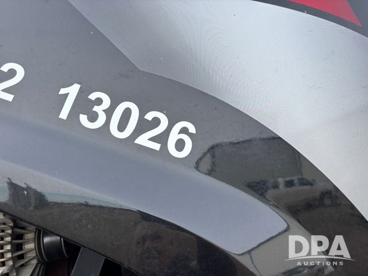 2018-case-ih-810-image-28