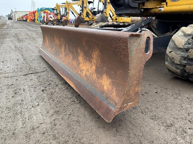 2022-deere-35g-image-9