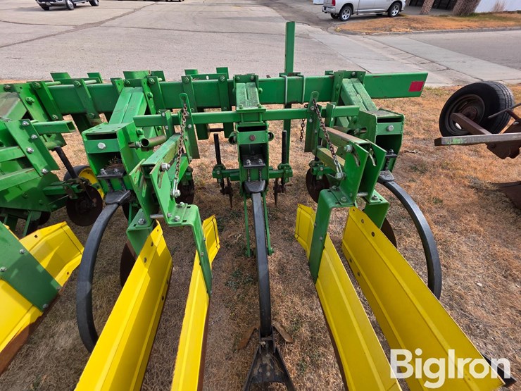 john-deere-885-image-10