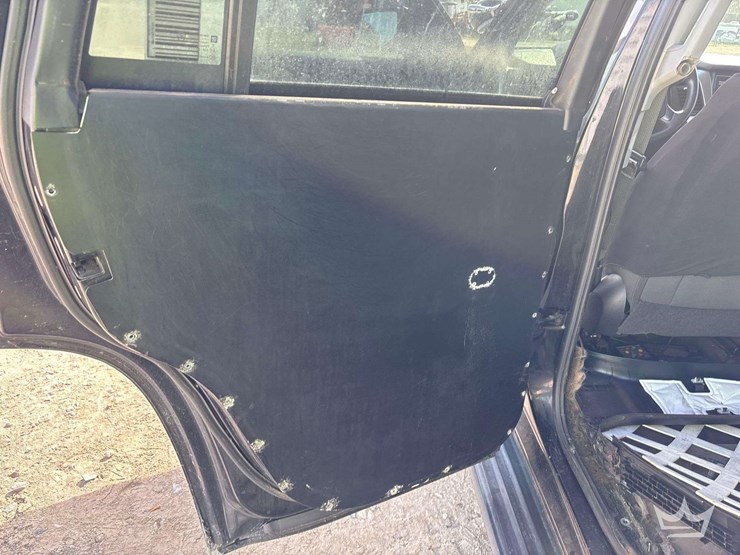 2019-chevrolet-tahoe-suv-image-19