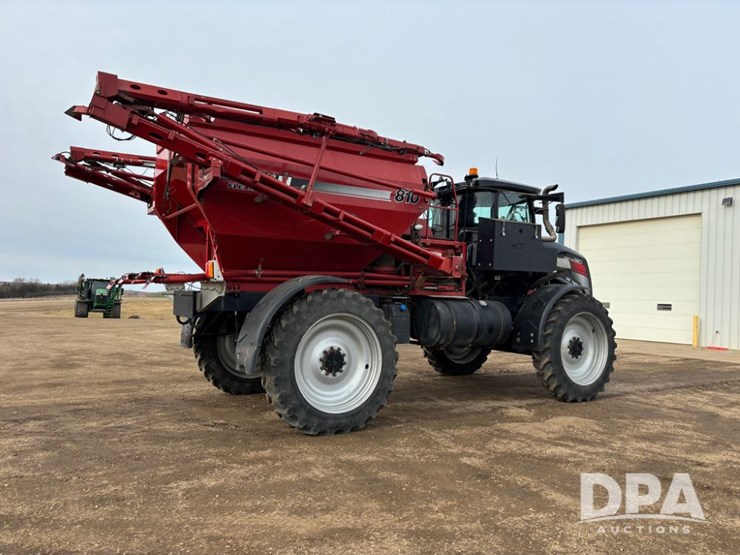 2018-case-ih-810-image-6
