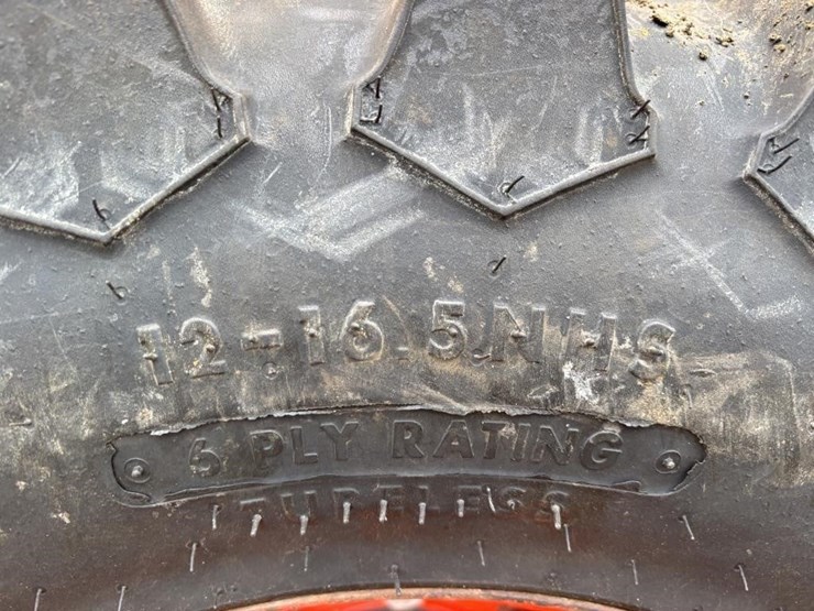 kubota-ssv75-image-16