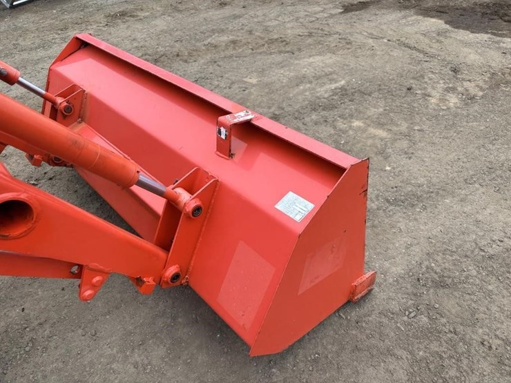 kubota-b2301-image-11