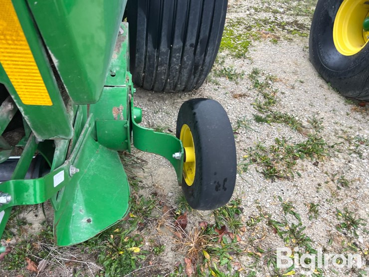 john-deere-560r-image-16