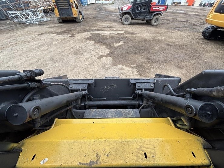 1995-new-holland-lx865-image-22