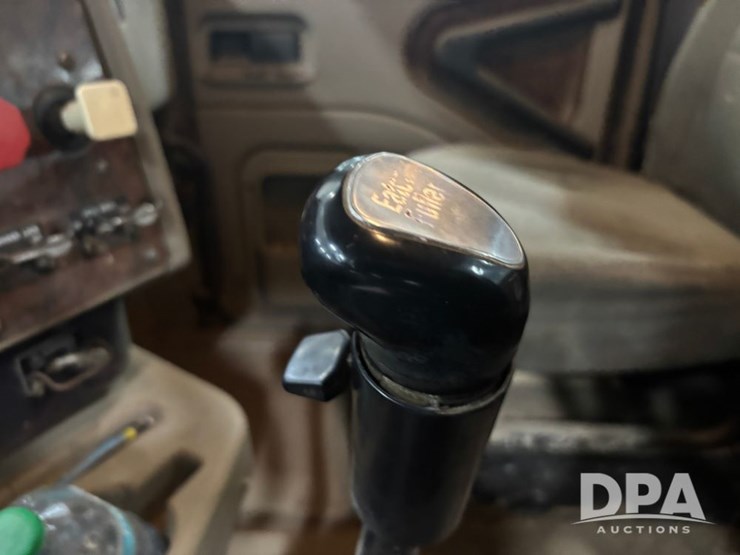 international-9900i-image-33