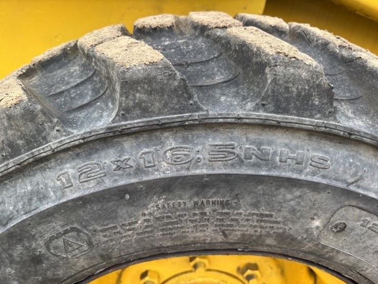 1995-new-holland-lx865-image-17