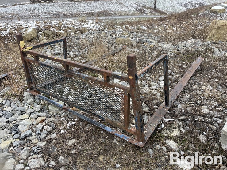 steel-pickup-headache-rack-image-1