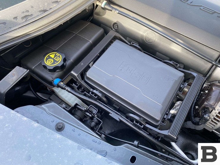 2014-chevrolet-corvette-stingray-coupe-image-31