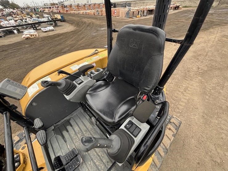 caterpillar-305.5e2-cr-image-26