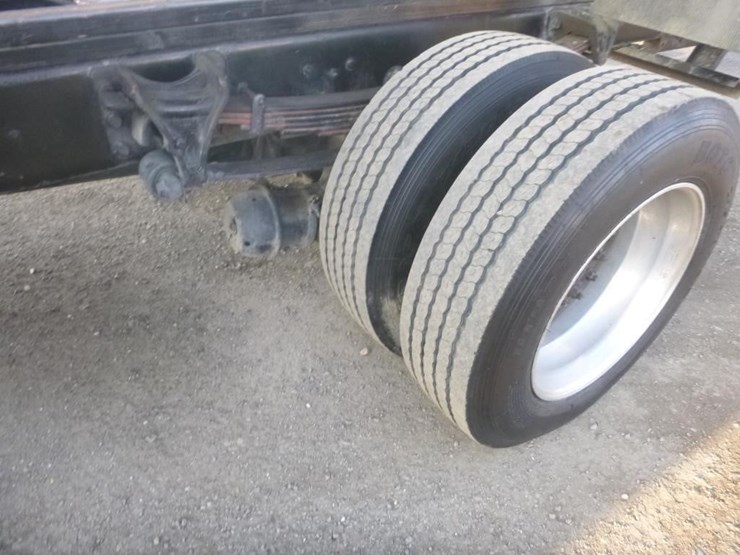 2014-international-durastar-4300-image-21