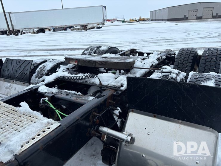 2012-international-prostar-image-37