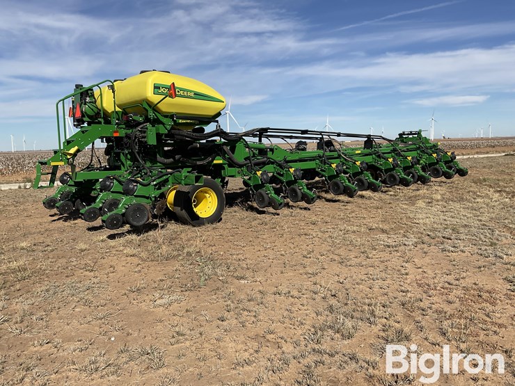 john-deere-db90-image-5