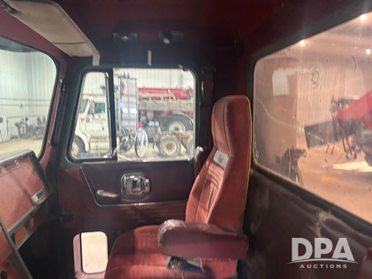 1993-mack-ch613-image-50