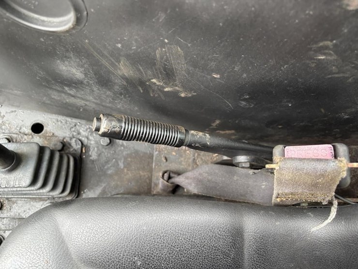 1995-new-holland-lx865-image-25