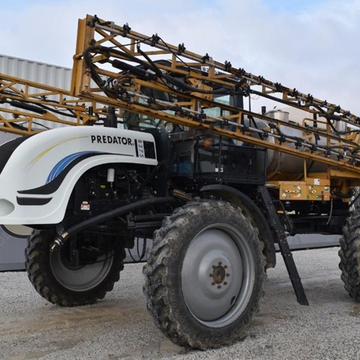 2010 GVM PREDATOR 8275