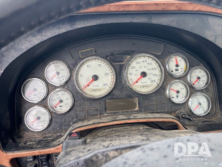 2012-international-prostar-image-62