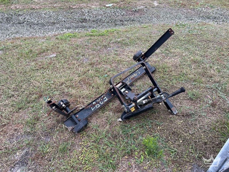 2017-toro-sandpro-5040-towable-field-conditioner-image-4