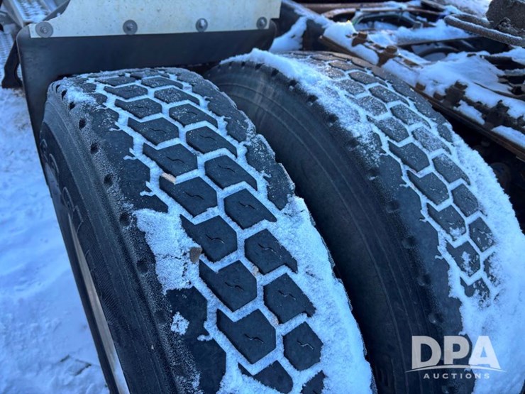 international-prostar-image-31