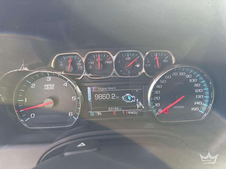 2019-chevrolet-tahoe-suv-image-16