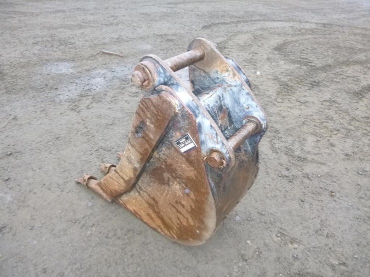 caterpillar-18-image-4