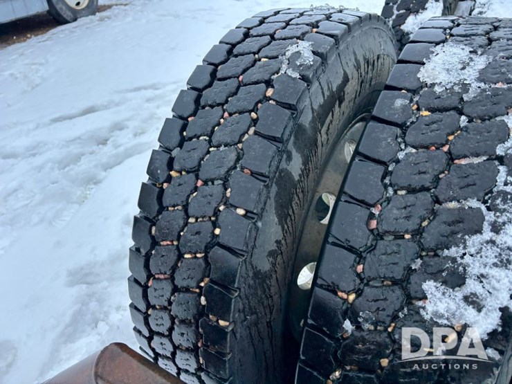 2012-international-prostar-image-52