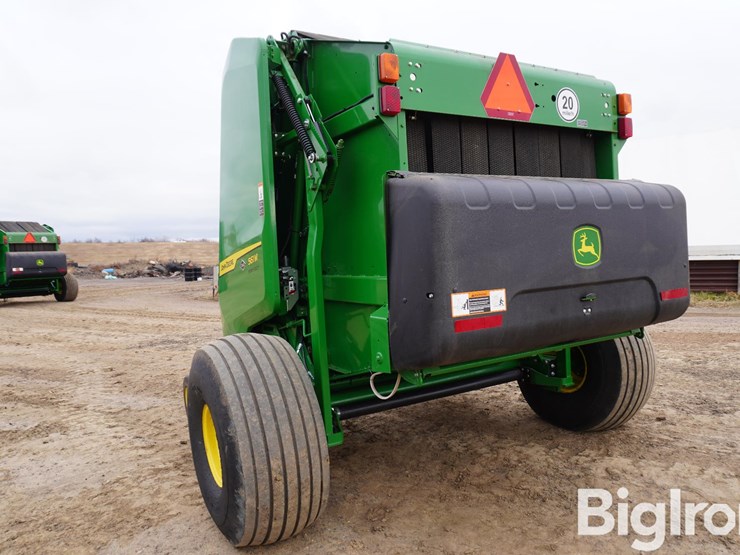 2024-john-deere-561m-image-7