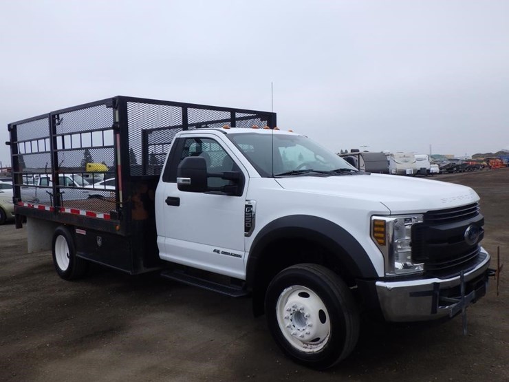 ford-f450-image-2