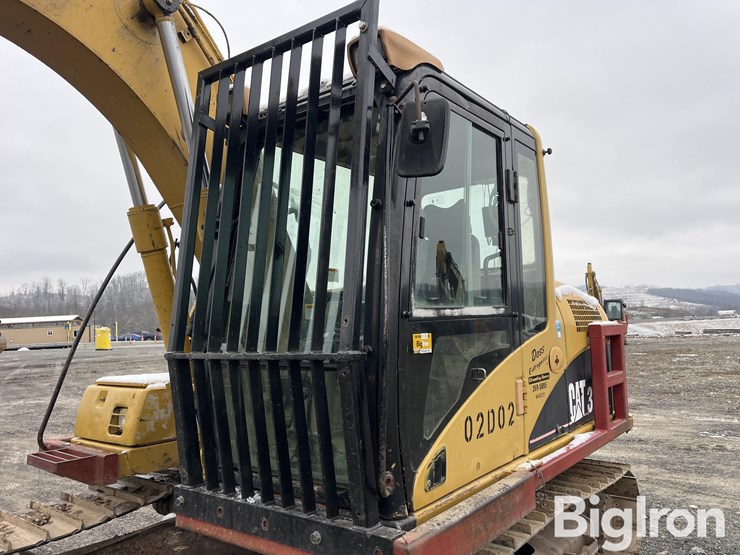 2004-caterpillar-312cl-image-10