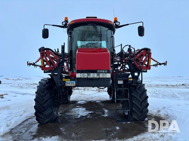 2016-case-ih-2016-image-3