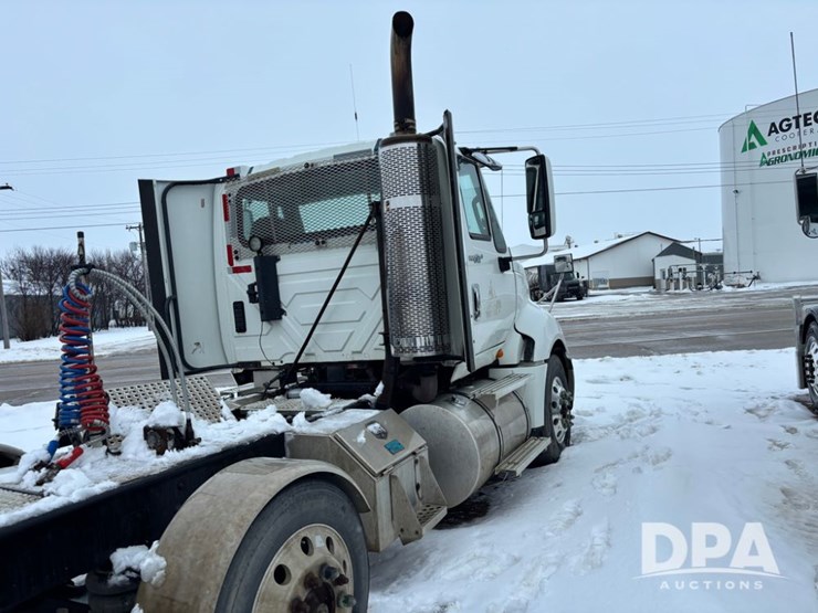 2012-international-prostar-image-43