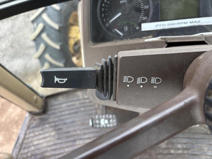 john-deere-6410-image-25