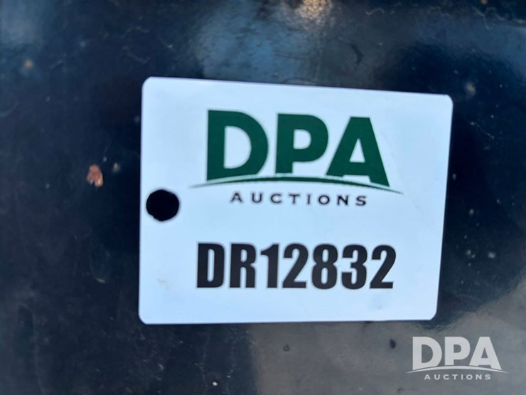 2007-neville-trailer-image-49