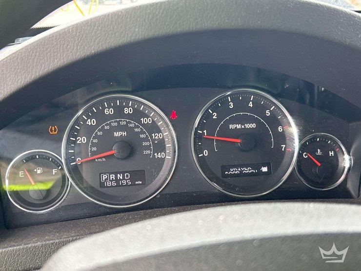 2009-jeep-grand-cherokee-4wd-suv-image-14