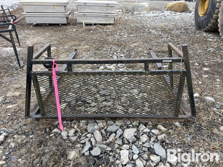 pickup-bed-headache-rack-image-2