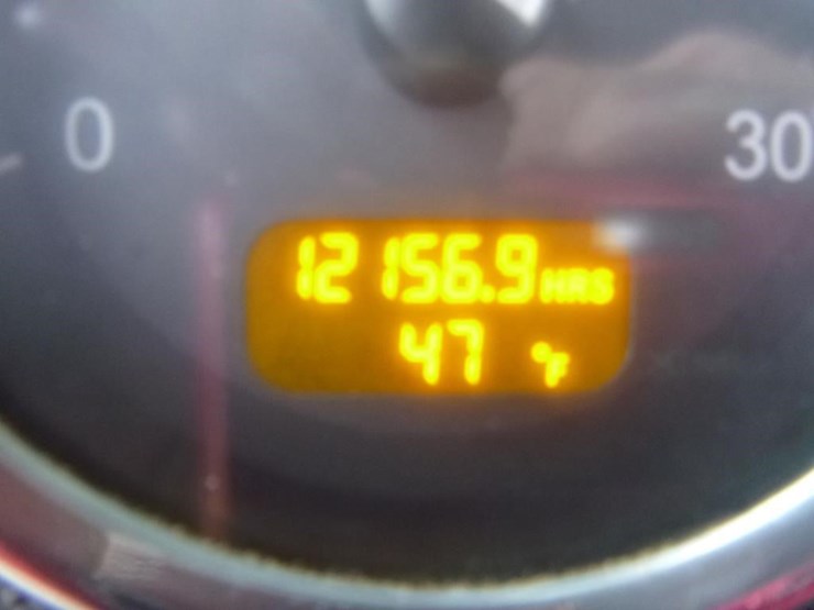 2014-peterbilt-367-image-29