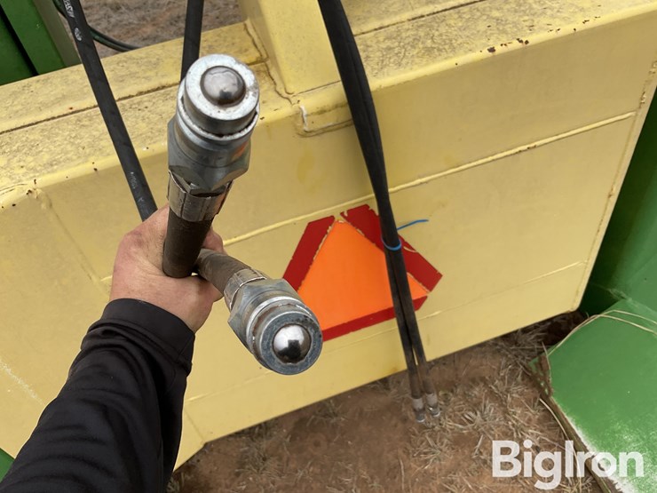 sm-fab-2085-heavy-duty-round-cotton-bale-handler-w/mast-image-13