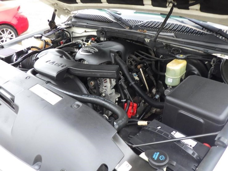 chevrolet-tahoe-image-10