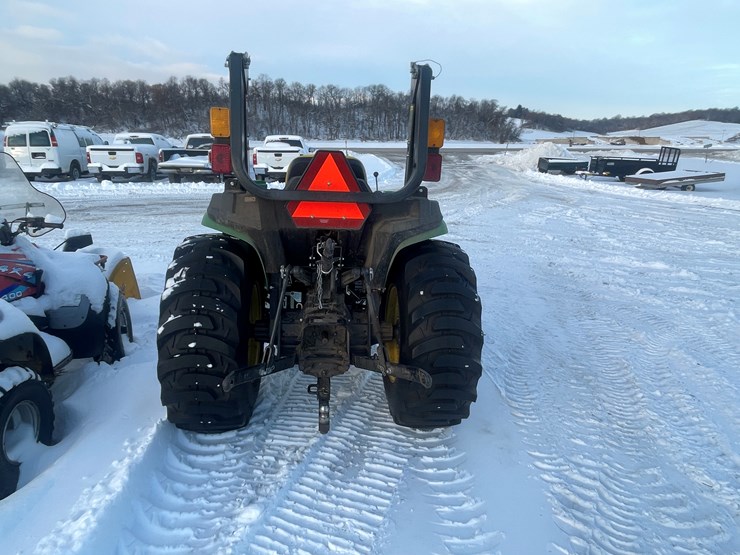 john-deere-3025e-image-5