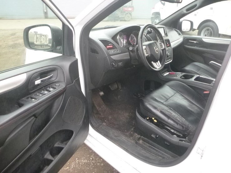 dodge-grand-caravan-image-5